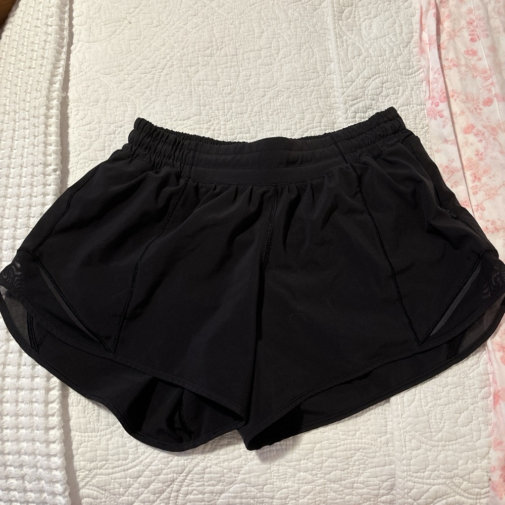 Lululemon Hotty Hot 2.5 inch